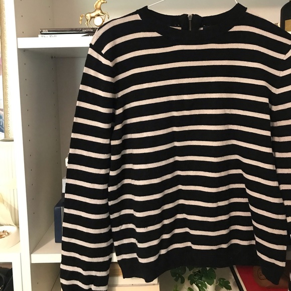Striped sweater from Forever 21! - Picture 4 of 6